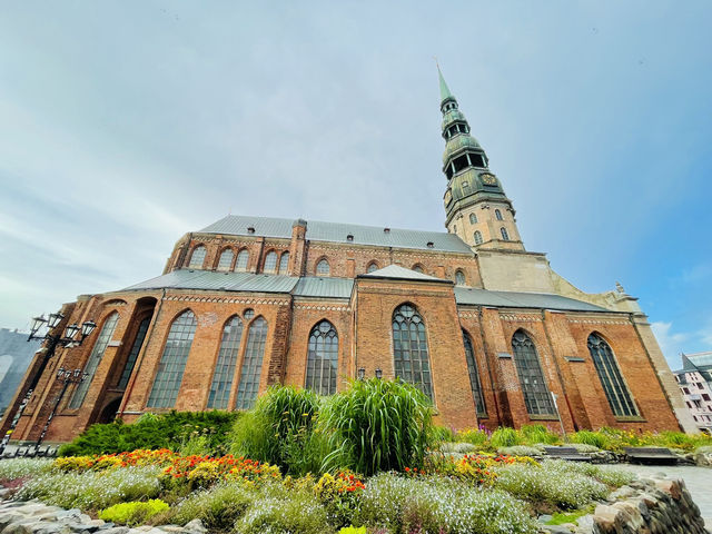 A city full of cultural richness and architectural beauty 🇱🇻👫❤️