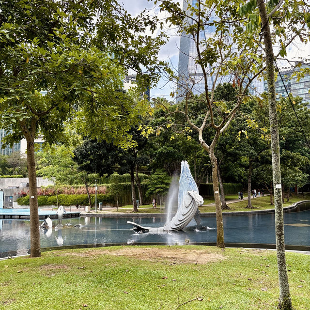 "Reconnect with Nature at KLCC Park: A Family-Friendly Retreat"