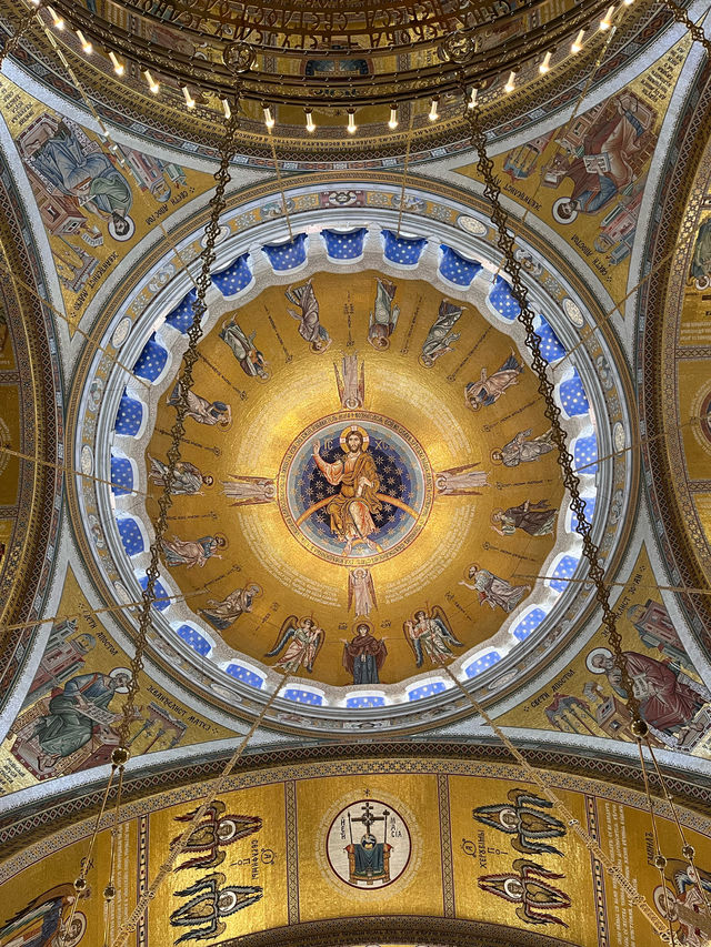 最金碧輝煌的東正教主教堂：塞爾維亞聖薩瓦教堂🇷🇸⛪️🔔😍