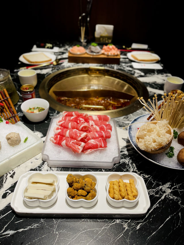 香港火鍋宴請天花板【朝天門】火鍋新體驗😍🥢