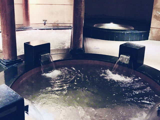 Hot & Cold Experience at Fairmont Willow Stream Spa