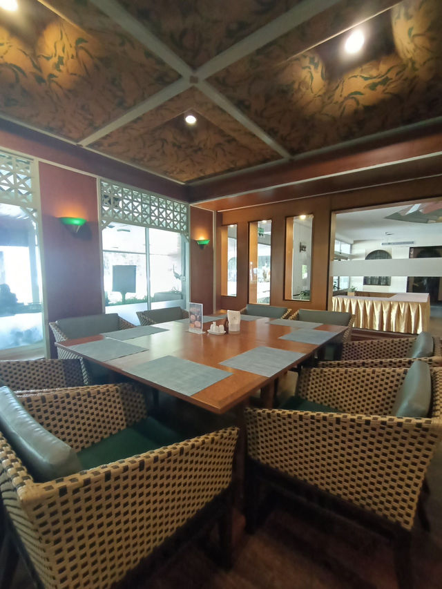 บุฟเฟ่ต์นานาชาติ Asia Pattaya Hotel 