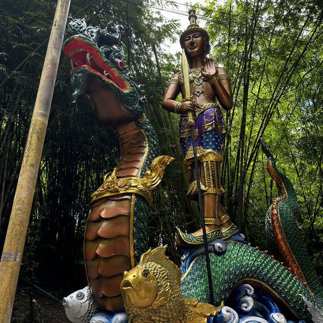วัดที่สูงที่สุดในประเทศไทยทางขึ้นผ่าน 111 โค้ง