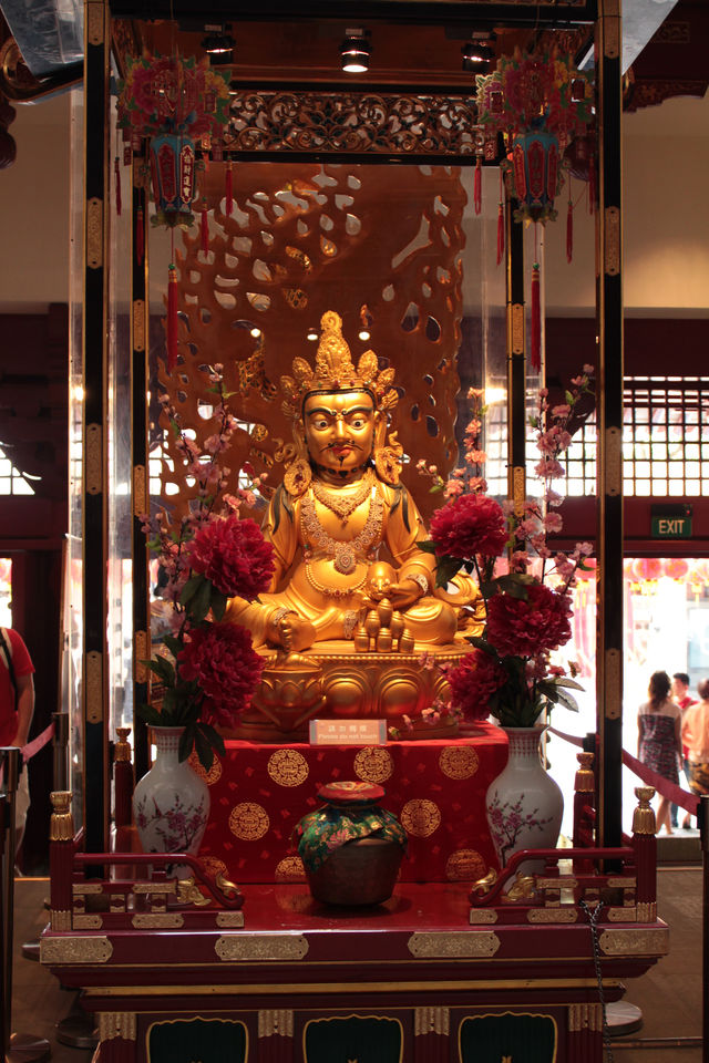 Buddha Tooth Relic Temple 