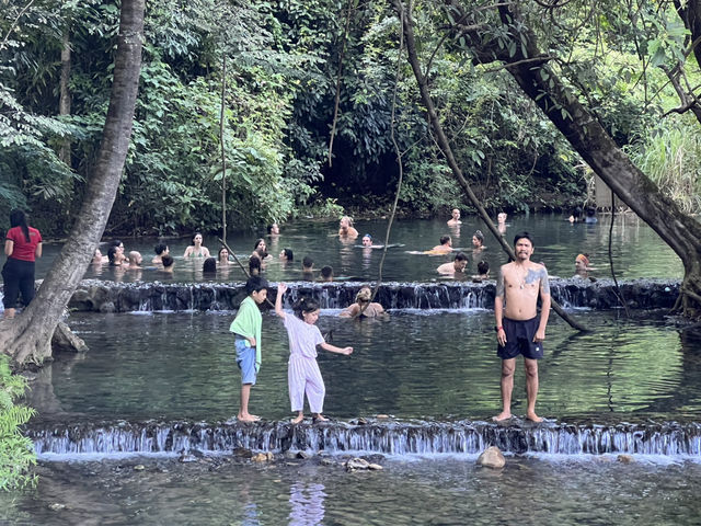 แช่ออนเซ็นเมืองไทย ที่น้ำพุร้อนไทรงาม