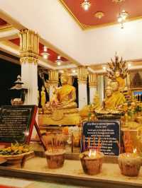 รอยพระพุทธบาทวัดเขาดีสลัก