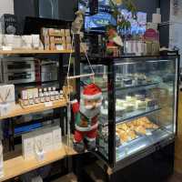 Sipping Christmas Joy at Five Leaf Coffee