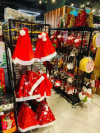 A Festive Stroll Through Jaya Grocer – Christmas Cheer Everywhere!