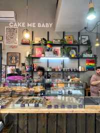 I cake you🍰❤️ Chill at the epic cafe