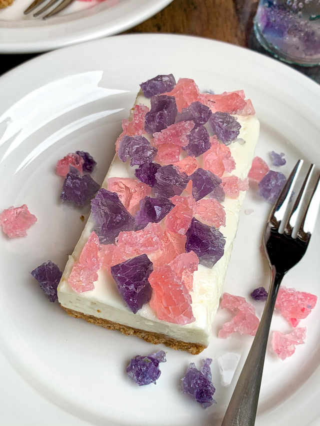 A Hidden Gem with Jewel-Like Sweets💎