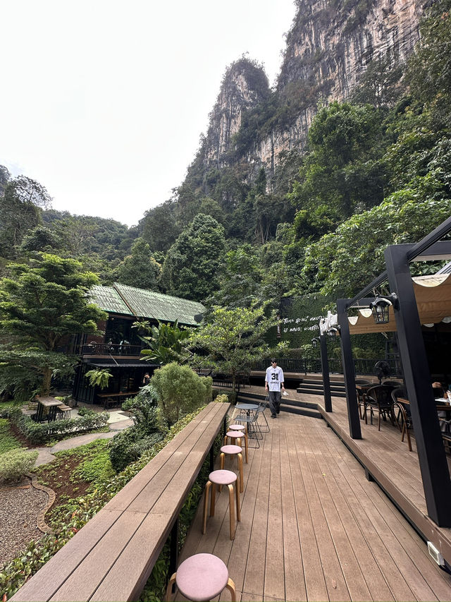 Coffee house lost in Krabi forest!