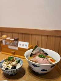 🍜 京都拉麵狂粉必吃清單！這次要帶大家去的是京都河原町附近的拉麵名店麵屋豬一