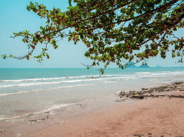 Tolani Resort Kui Buri  