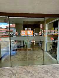 B2 Boutique & Budget   สุราษฎร์ธานี 