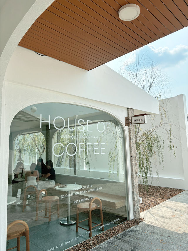 R House Café 