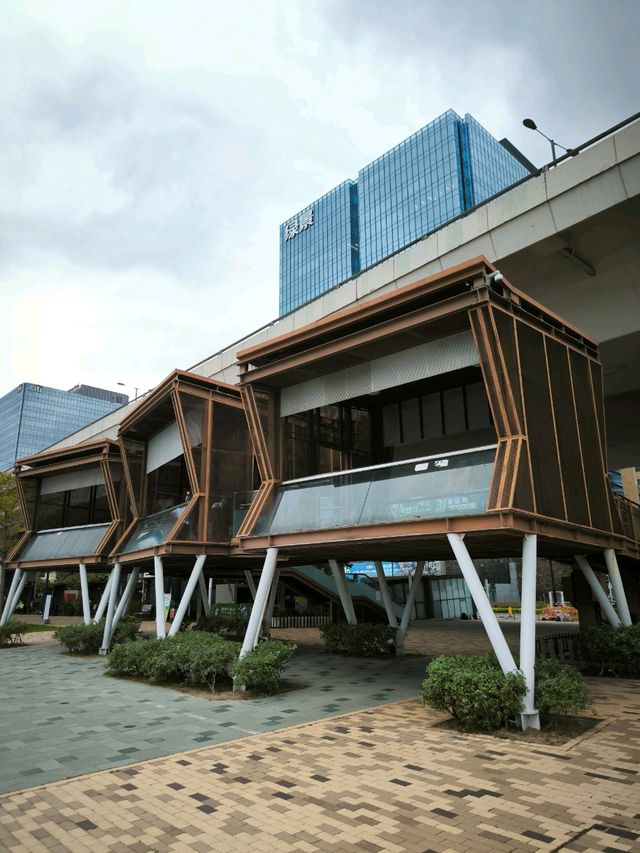 【觀塘海濱花園】坐擁無敵海灣,緊抱綠草如茵,是城市中之綠洲! 【觀塘海濱花園】坐擁無敵海灣,緊抱綠草如茵,是城市中之綠洲!