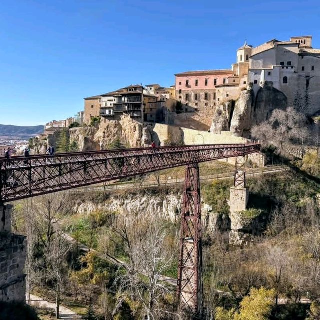 西班牙-昆卡 Cuenca，懸崖上的山城、懸吊之屋