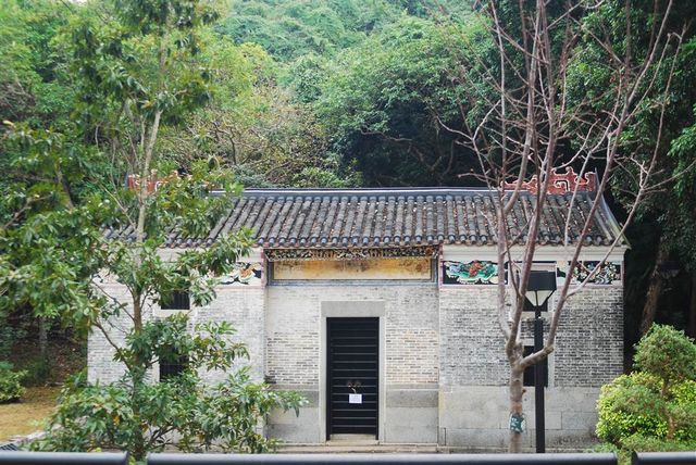 The Only Thing Left in Yuen Chau Kok — Wong Uk of Shatin in Hong Kong The Only Thing Left in Yuen Chau Kok — Wong Uk of Shatin in Hong Kong