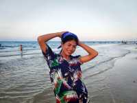 เล่นน้ำชายหาดปากพนัง