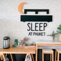 𝐒𝐥𝐞𝐞𝐩 𝐚𝐭 𝐏𝐡𝐮𝐤𝐞𝐭 ที่พักสบายกระเป๋า