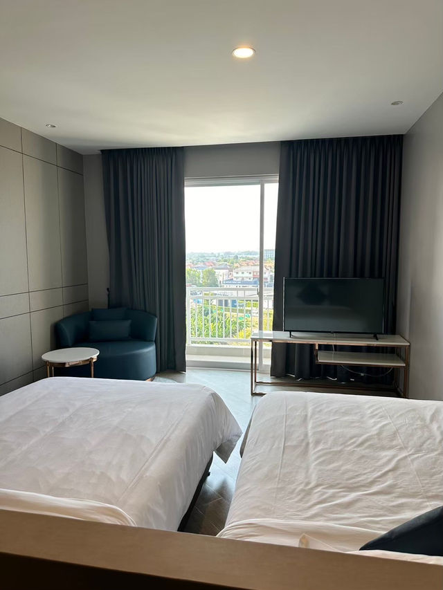 Golden City Rayong Hotel 🏢 