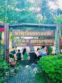 泰國清邁著名溫泉景點：Pong Krathing Hot Spring，適合休閒打卡拍照📸