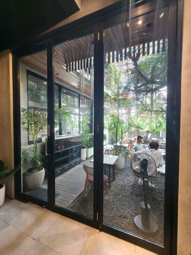 🇮🇩The Jardin Seminyak🍝Bali Cafe