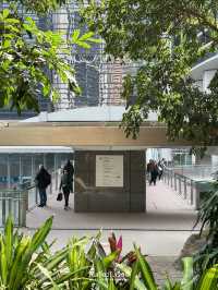 พักใจกลางเมืองในสวนลับ Cheung Kong Park