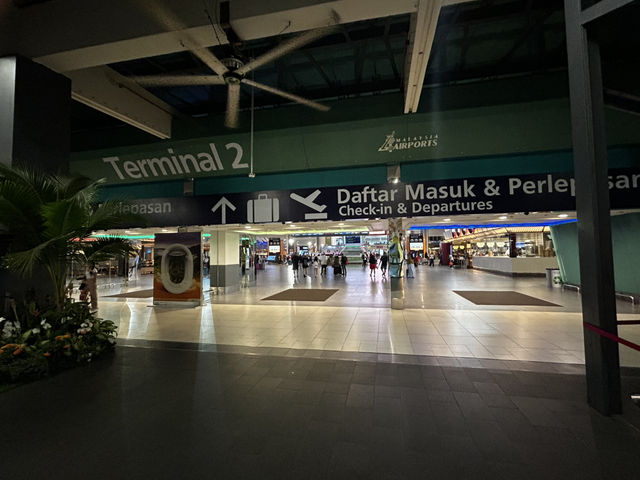 ✈️ **Navigating KLIA 2: Your Ultimate Guide from Kuala Lumpur** ✈️  