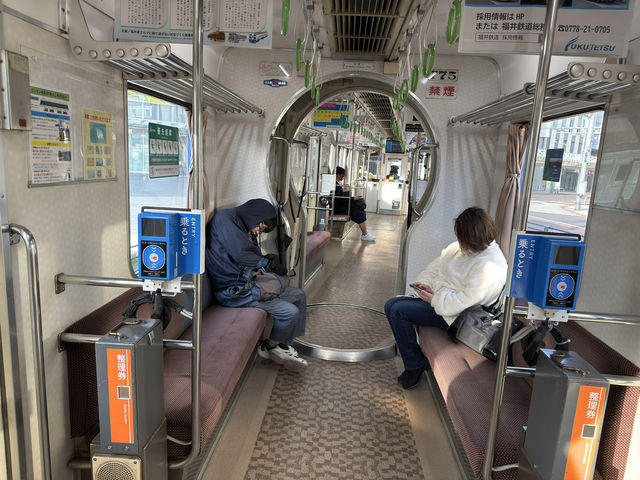 在福井駅看恐龍及買恐龍ICOCA交通咭