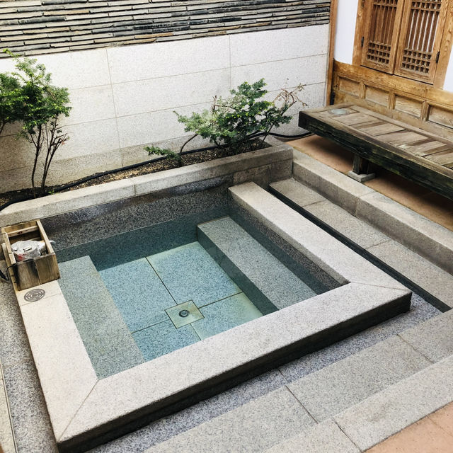 노천탕이 매력적인 경주 한옥 호텔 “라궁”