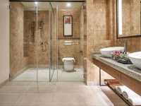 "Amari Johor Bahru: City Sophistication Wrapped in Thai-Inspired Comfort"