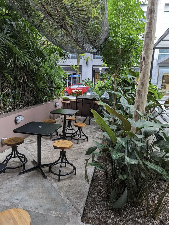 Artisanal Brews at Feeka Coffee Roasters