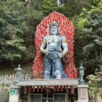 Nanzoin temple แลนด์มาร์คของ Fukuoka