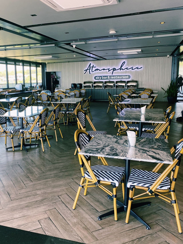 ร้าน Atmosphere Sky Bar & Restaurant พะเยา