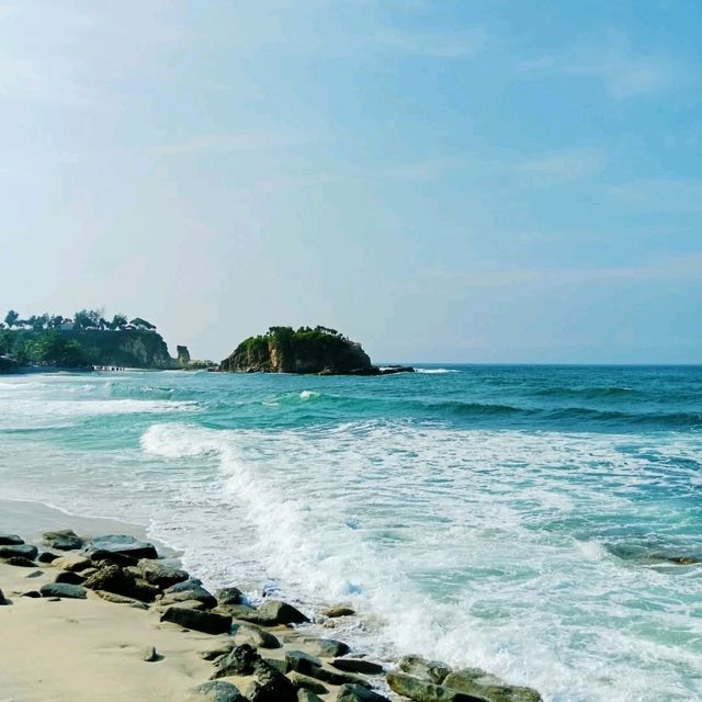 the beauty of klayar beach