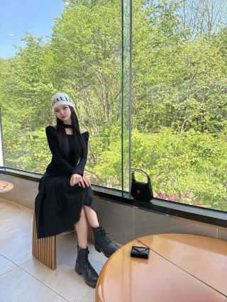 Panoramic Window View Cafe 'Jui' in Guri