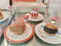 曼谷| 甜點控請收藏曼谷超可愛多拿滋店Donut Disturb 藏身Ari文青社區，拍照打卡100分！