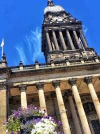It's a beautiful building, reminiscent of Edinburgh's style, Definitely worth seeing