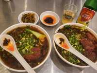 뉴러우멘관즈
