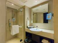 "Sama-Sama Hotel: Where First-Class Comfort Meets Terminal Convenience"