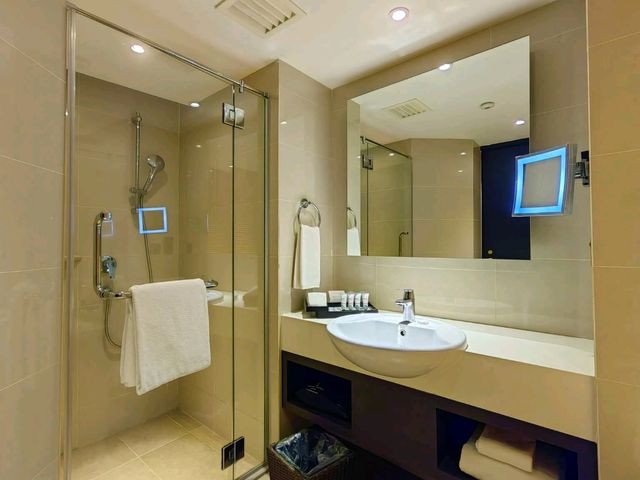 "Sama-Sama Hotel: Where First-Class Comfort Meets Terminal Convenience"