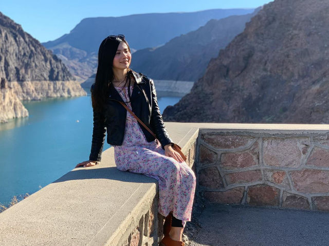 Spring Itinerary to Hoover Dam: A Day Under Azure Skies