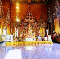 พระอุโบสถสีทอง วัดปากน้ำโจ้โล้ บางประกง