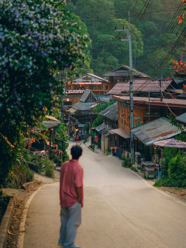 เดินชิลๆ สูดอากาศดีๆ ที่หมู่บ้านแม่กำปอง 🌿🌳•••••