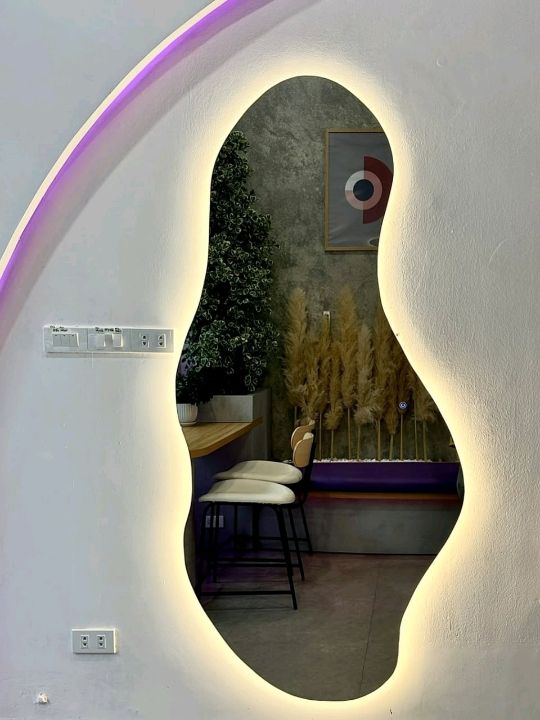 Lilac Workshop and Cafe