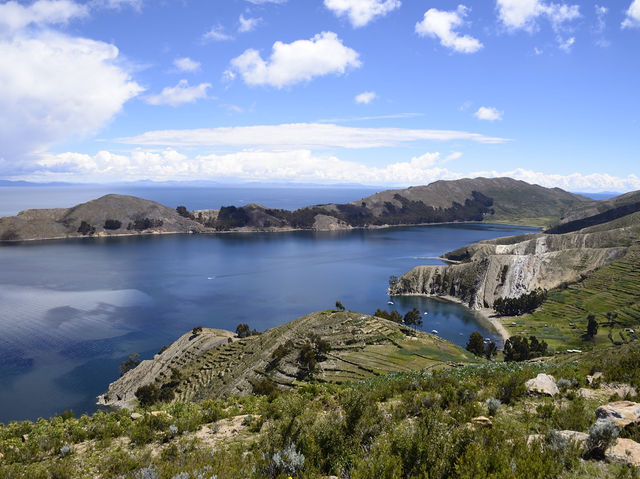チチカカ湖に浮かぶ、太陽の島（Isla de Sol）
