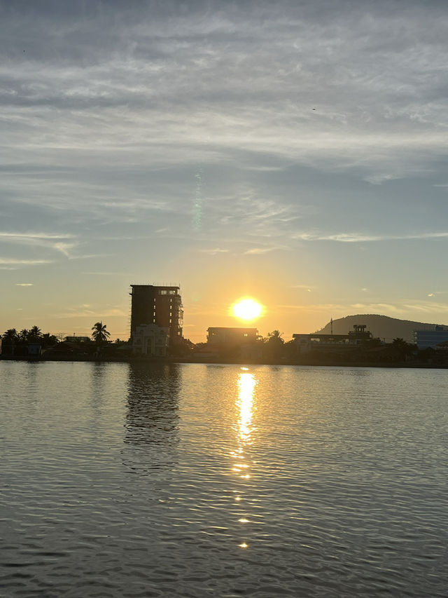 Kampot – Calm Town with Mixed Experiences