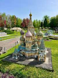 🌍 世界一周の旅をミニチュアで体験！クラーゲンフルトのミニムンドゥスへようこそ！ 🗺️✨