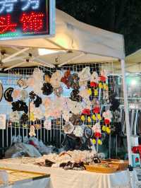 A lively street food paradise in Yiwu (But watch your step! 😭)